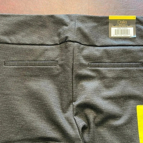 Dalia Ladies' Pull-On Pant - Picture 3 of 11